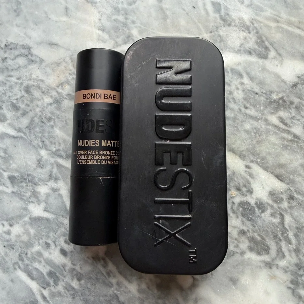 Nudestix Nudies Matte All Over Face Bronzer Color - Bondi Bae